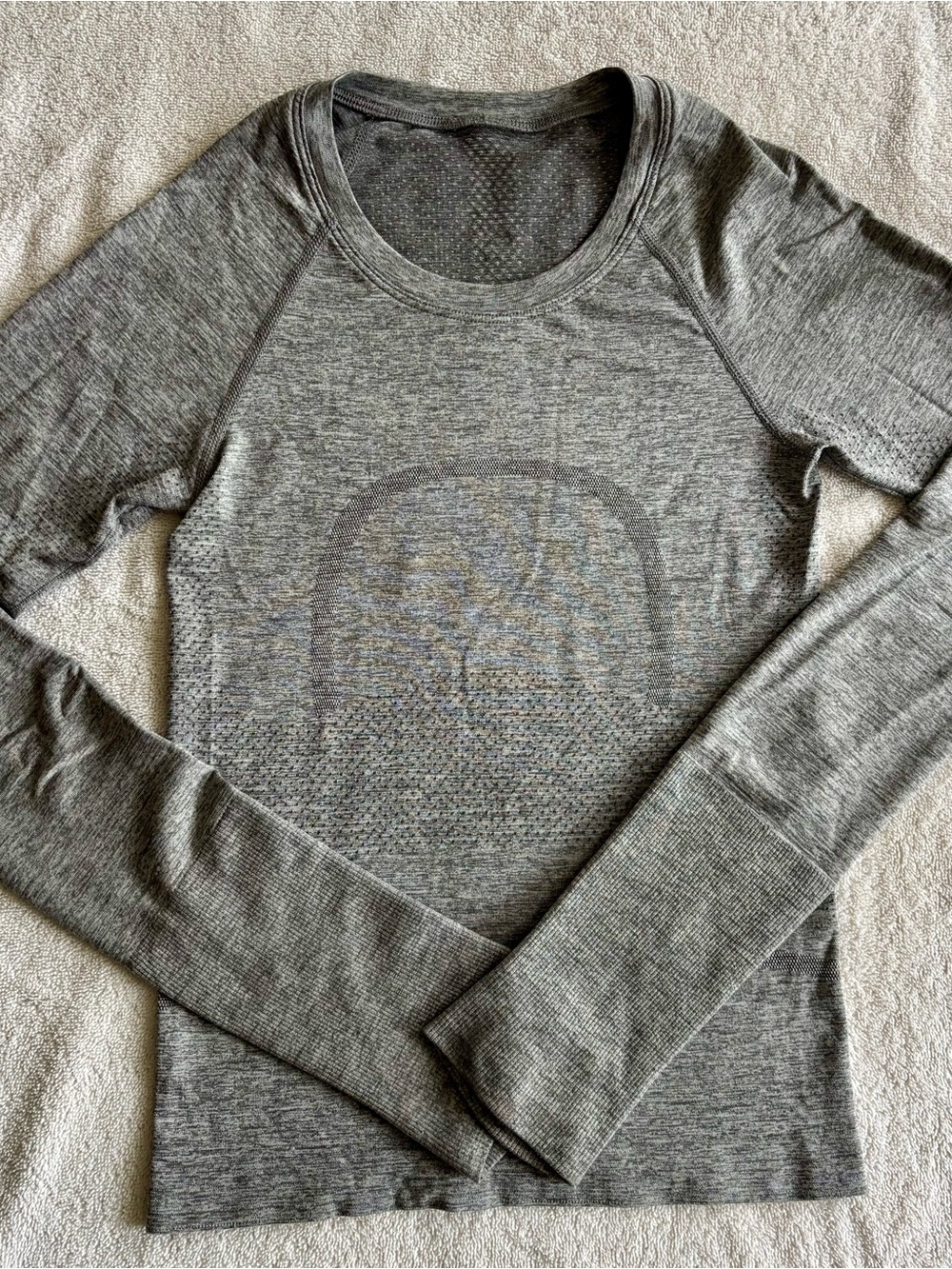 Lululemon Swiftly Tech Long-Sleeve 2.0 Slate White Race Length